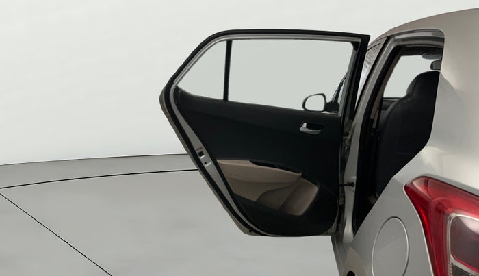 2017 Hyundai Grand i10 SPORTZ 1.2 KAPPA VTVT, Petrol, Manual, 28,138 km, LHS Rear Door