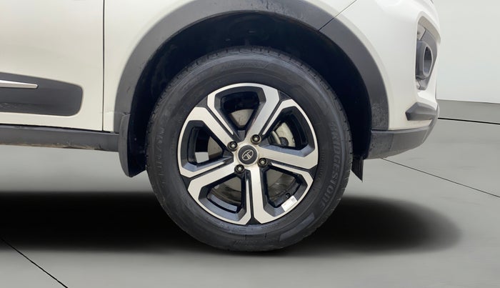 2023 Tata NEXON XZA PLUS PETROL, Petrol, Automatic, 9,177 km, Right Front Wheel