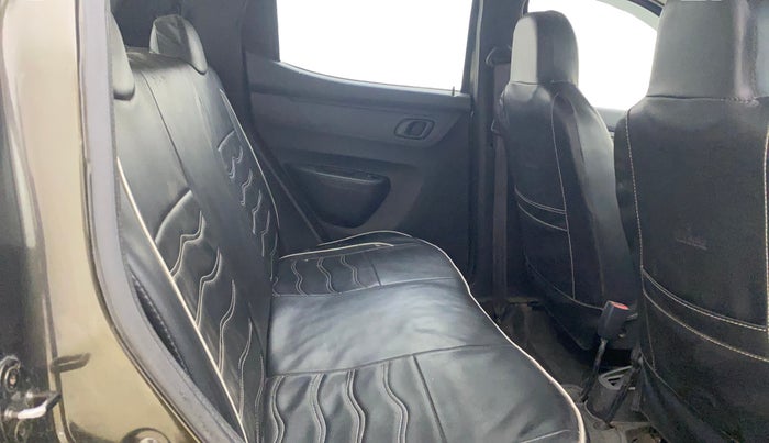 2020 Renault Kwid RXT 1.0 (O), Petrol, Manual, 76,836 km, Right Side Rear Door Cabin