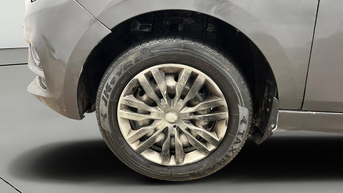 2023 Tata Tiago XM CNG, CNG, Manual, 48,700 km, Left Front Wheel