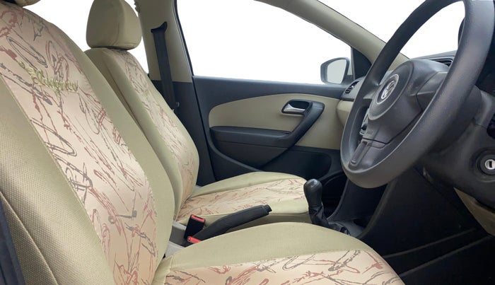 2014 Volkswagen Polo COMFORTLINE 1.2L, Petrol, Manual, 44,337 km, Right Side Front Door Cabin