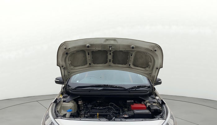 2019 Hyundai Elite i20 SPORTZ PLUS 1.2 DUAL TONE, Petrol, Manual, 1,07,519 km, Open Bonet