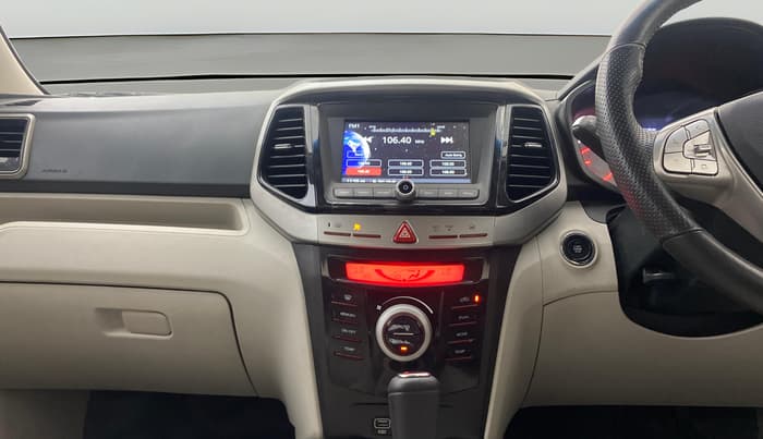 2022 Mahindra XUV300 W8 (O) 1.2 PETROL AMT, Petrol, Automatic, 1,19,785 km, Air Conditioner