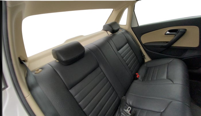 2017 Volkswagen Ameo HIGHLINE PLUS 1.5L AT 16 ALLOY, Diesel, Automatic, 1,45,469 km, Right Side Rear Door Cabin