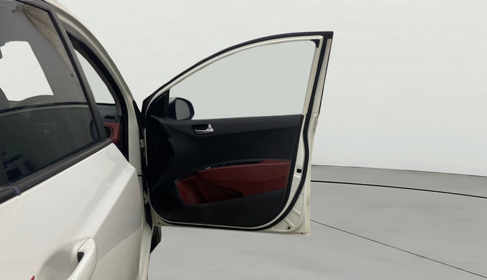 2016 Hyundai Grand i10 1.2 SPORTZ PRIME EDITION VTVT, Petrol, Manual, 68,576 km, RHS Front Door