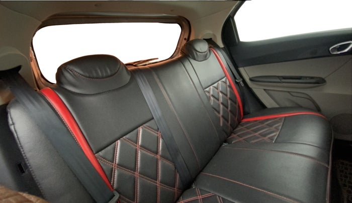 2017 Tata Tiago XZA PETROL, Petrol, Automatic, 77,082 km, Right Side Rear Door Cabin