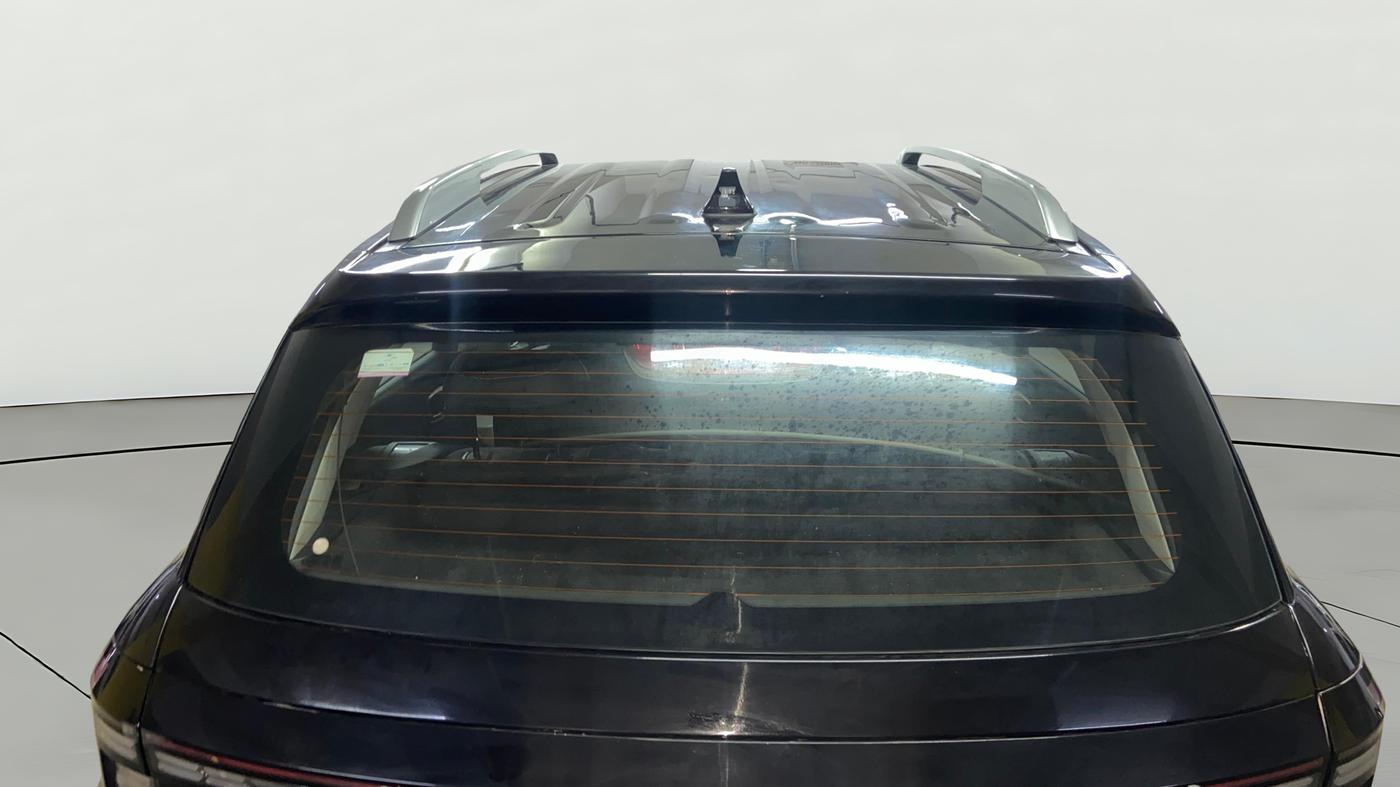 2023 Hyundai VENUE S(O) 1.2, Petrol, Manual, 17,272 km, Rear Windshield