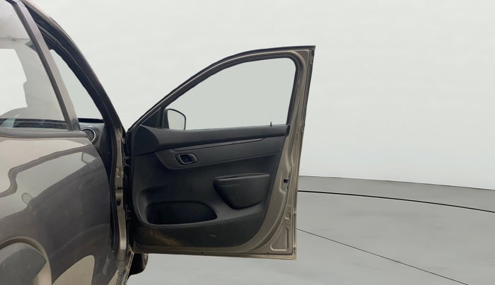 2018 Renault Kwid RXL, Petrol, Manual, 71,684 km, RHS Front Door