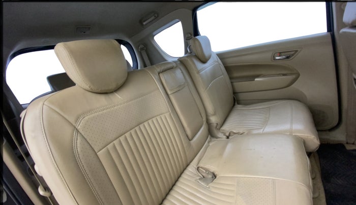 2017 Maruti Ertiga ZXI+, Petrol, Manual, 1,49,740 km, Right Side Rear Door Cabin