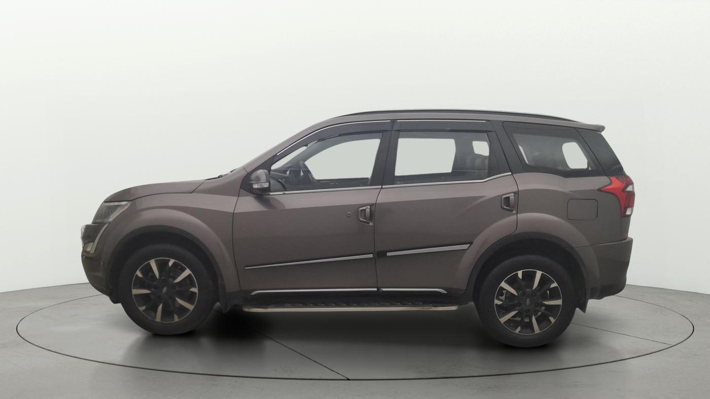 2018 Mahindra XUV500 W11 AT, Diesel, Automatic, 61,563 km, Left Side