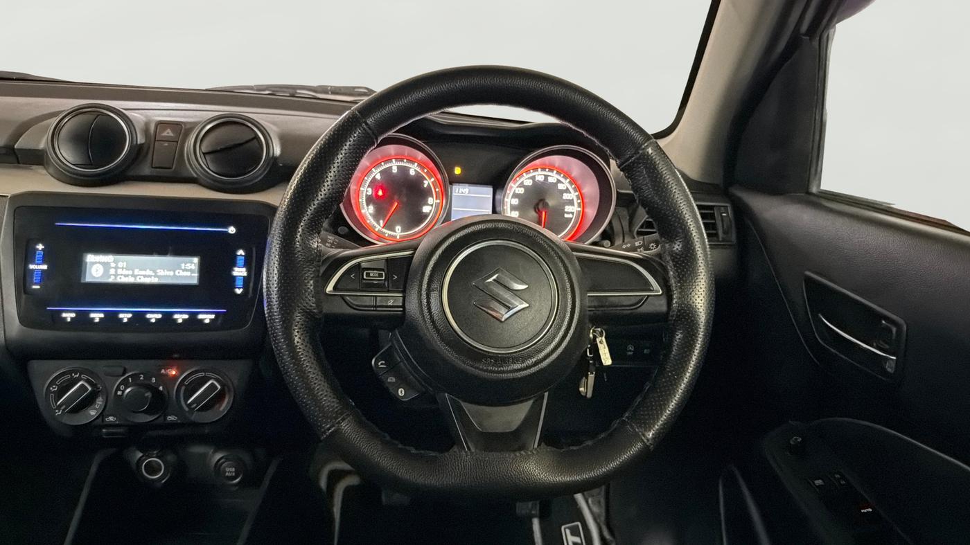 2022 Maruti Swift VXI, Petrol, Manual, 33,721 km, Steering Wheel Close Up