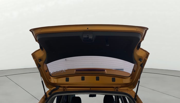 2023 Skoda KUSHAQ AMBITION 1.0L TSI AT, Petrol, Automatic, 30,383 km, Boot Door Open