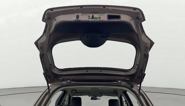 2016 Tata Tiago XZ PETROL, Petrol, Manual, 1,21,915 km, Boot Door Open