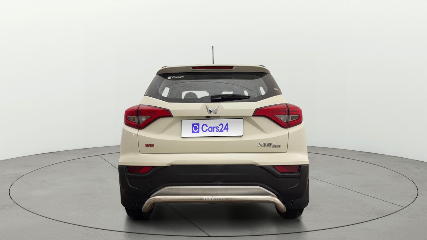 2022 Mahindra XUV300 W8 (O) 1.2 PETROL, Petrol, Manual, 29,859 km, Back/Rear