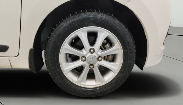 2016 Hyundai Grand i10 ASTA AT 1.2 KAPPA VTVT, Petrol, Automatic, 53,197 km, Right Front Wheel