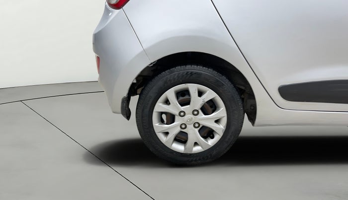 2016 Hyundai Grand i10 SPORTZ 1.2 KAPPA VTVT, Petrol, Manual, 84,467 km, Right Rear Wheel