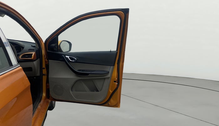 2016 Tata Tiago XZ PETROL, Petrol, Manual, 46,563 km, RHS Front Door