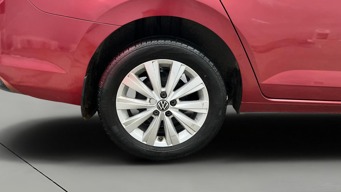 2022 Volkswagen VIRTUS HIGHLINE TSI 1.0 AT, Petrol, Automatic, 66,880 km, Right Rear Wheel