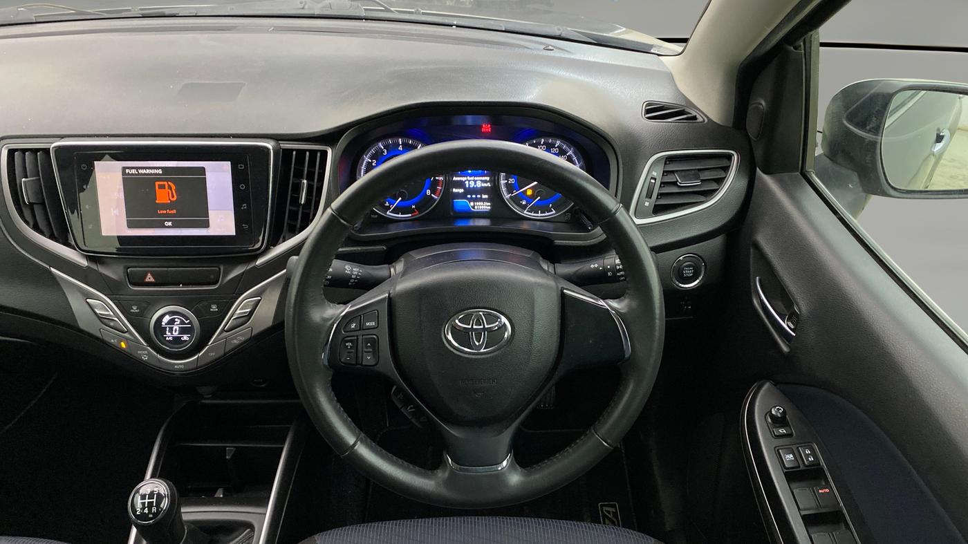 2021 Toyota Glanza V, Petrol, Manual, 61,998 km, Steering Wheel Close Up