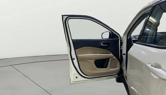 2017 Jeep Compass LONGITUDE (O) 2.0 DIESEL, Diesel, Manual, 70,504 km, LHS Front Door