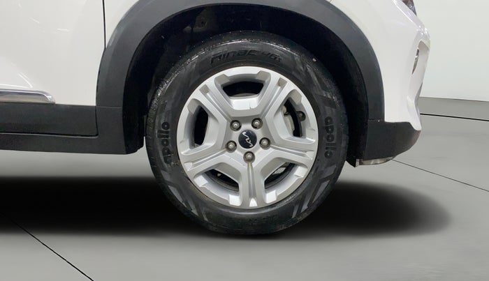 2023 KIA SONET HTK PLUS 1.0 IMT, Petrol, Manual, 33,601 km, Right Front Wheel