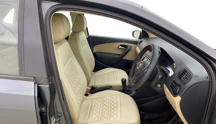 2017 Volkswagen Ameo COMFORTLINE 1.2L, Petrol, Manual, 38,247 km, Right Side Front Door Cabin