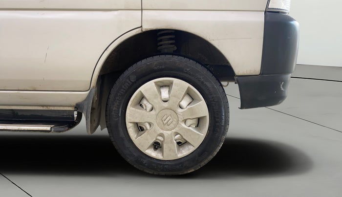 2021 Maruti Eeco 5 STR AC CNG, CNG, Manual, 18,100 km, Right Front Wheel