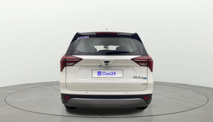 2022 Mahindra XUV700 AX 5 P AT 5 STR, Petrol, Automatic, 22,173 km, Back/Rear