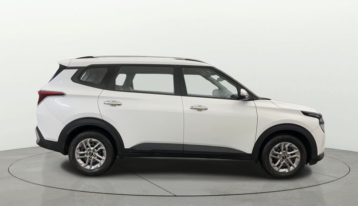 2023 KIA CARENS PRESTIGE PLUS 1.5 PETROL IMT 7 STR, Petrol, Manual, 18,306 km, Right Side View