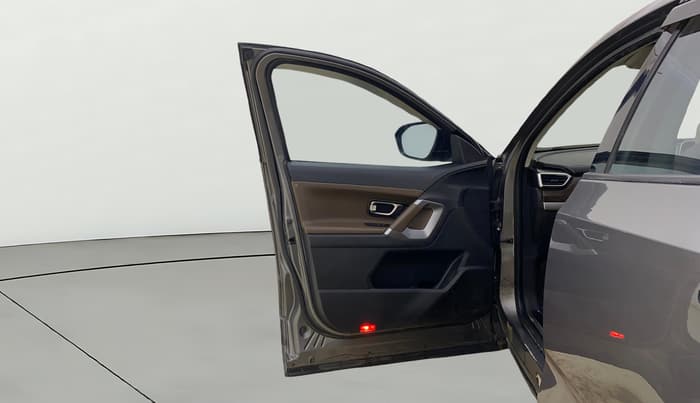 2019 Tata Harrier XZ 2.0L, Diesel, Manual, 75,515 km, LHS Front Door