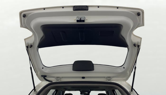 2022 Hyundai VENUE SX 1.0 TURBO IMT, Petrol, Manual, 33,867 km, Boot Door Open