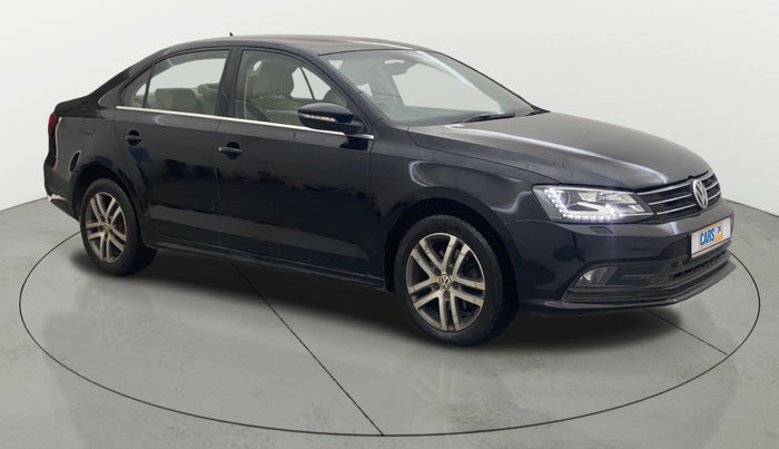 2015 Volkswagen Jetta HIGHLINE TDI AT, Diesel, Automatic, 1,35,517 km, Right Front Diagonal