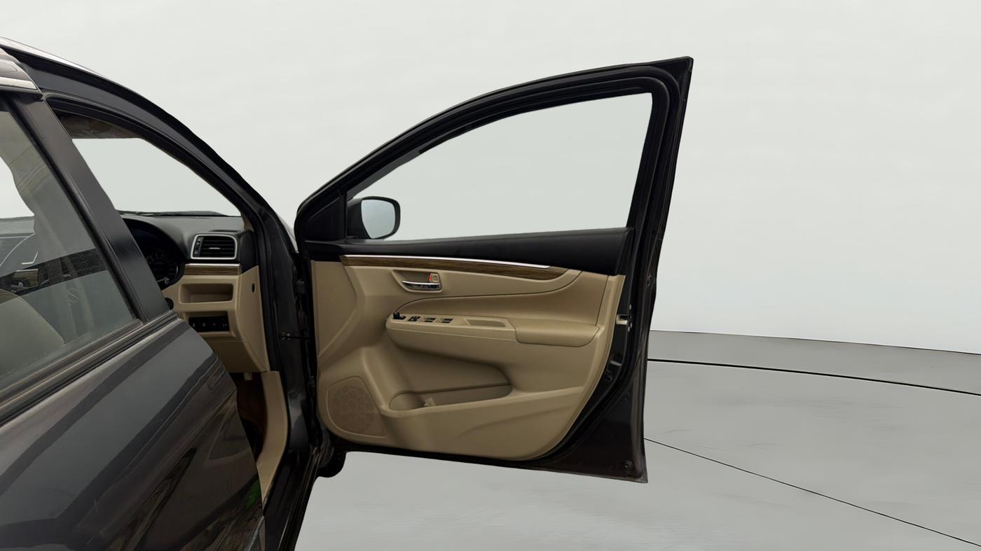 2023 Maruti Ciaz ZETA 1.5 SHVS MT PETROL, Petrol, Manual, 41,406 km, RHS Front Door