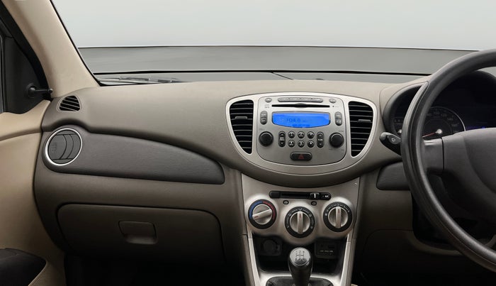 2014 Hyundai i10 SPORTZ 1.1, Petrol, Manual, 67,556 km, Air Conditioner