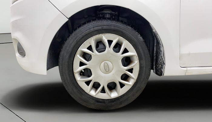 2015 Ford Figo Aspire TREND 1.2 PETROL, Petrol, Manual, 1,00,000 km, Left Front Wheel