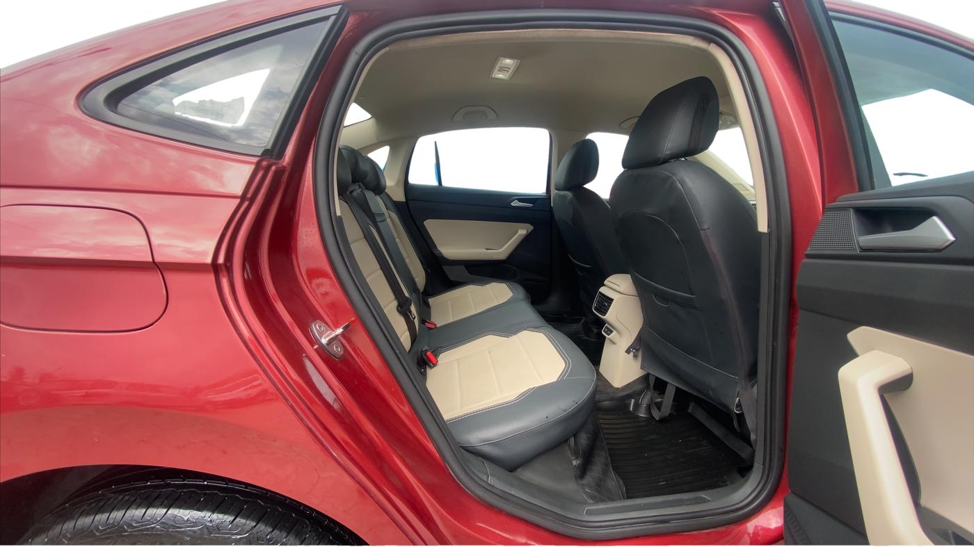 2022 Volkswagen VIRTUS HIGHLINE TSI 1.0 MT, Petrol, Manual, 16,832 km, Right Side Rear Door Cabin