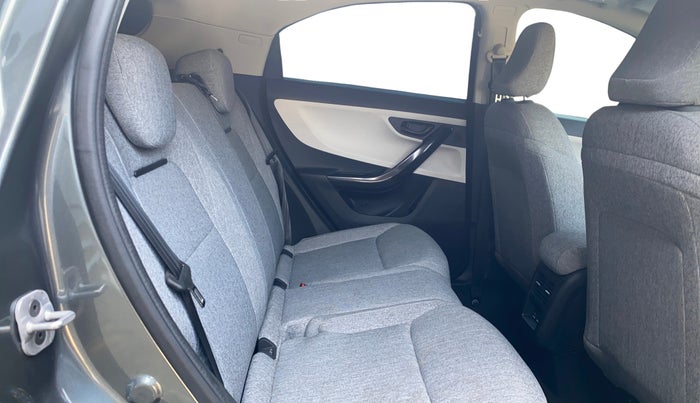 2025 Tata Curvv Pure Plus S 1.2 Petrol 7DCA, Petrol, Automatic, 5,167 km, Right Side Rear Door Cabin