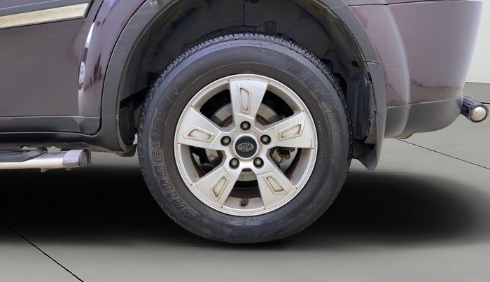 2014 Mahindra XUV500 W8, Diesel, Manual, 54,201 km, Left Rear Wheel