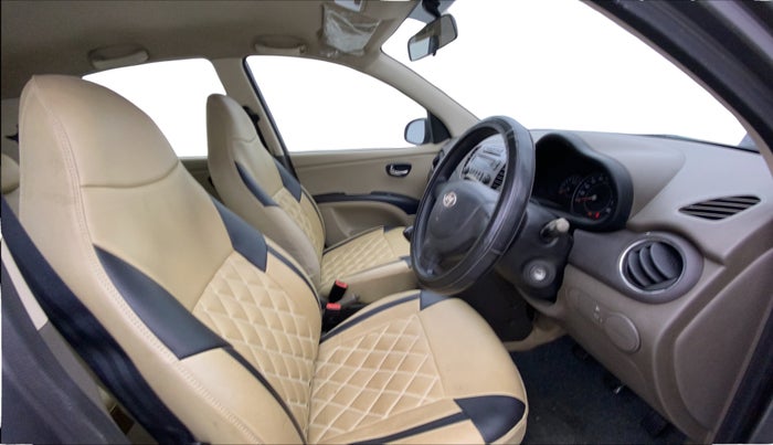 2013 Hyundai i10 SPORTZ 1.2, Petrol, Manual, 1,03,373 km, Right Side Front Door Cabin