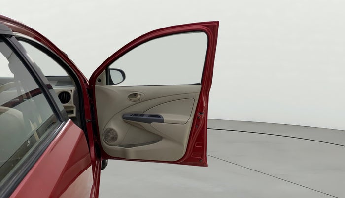 2014 Toyota Etios G, Petrol, Manual, 31,957 km, RHS Front Door