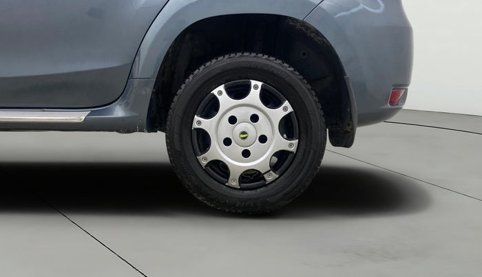 2016 Nissan Terrano XL (P), Petrol, Manual, 83,888 km, Left Rear Wheel