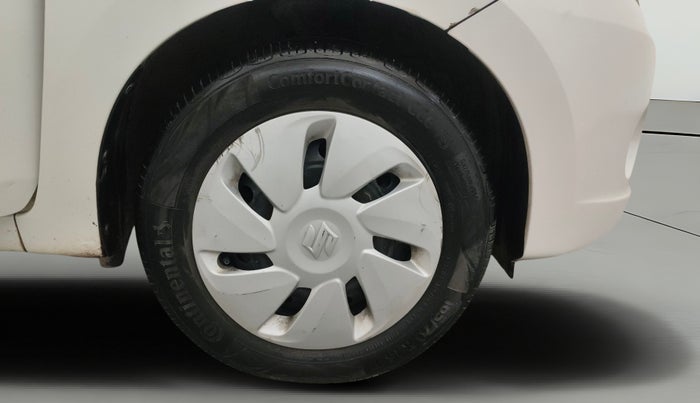 2014 Maruti Celerio VXI AMT, CNG, Automatic, 63,541 km, Right Front Wheel