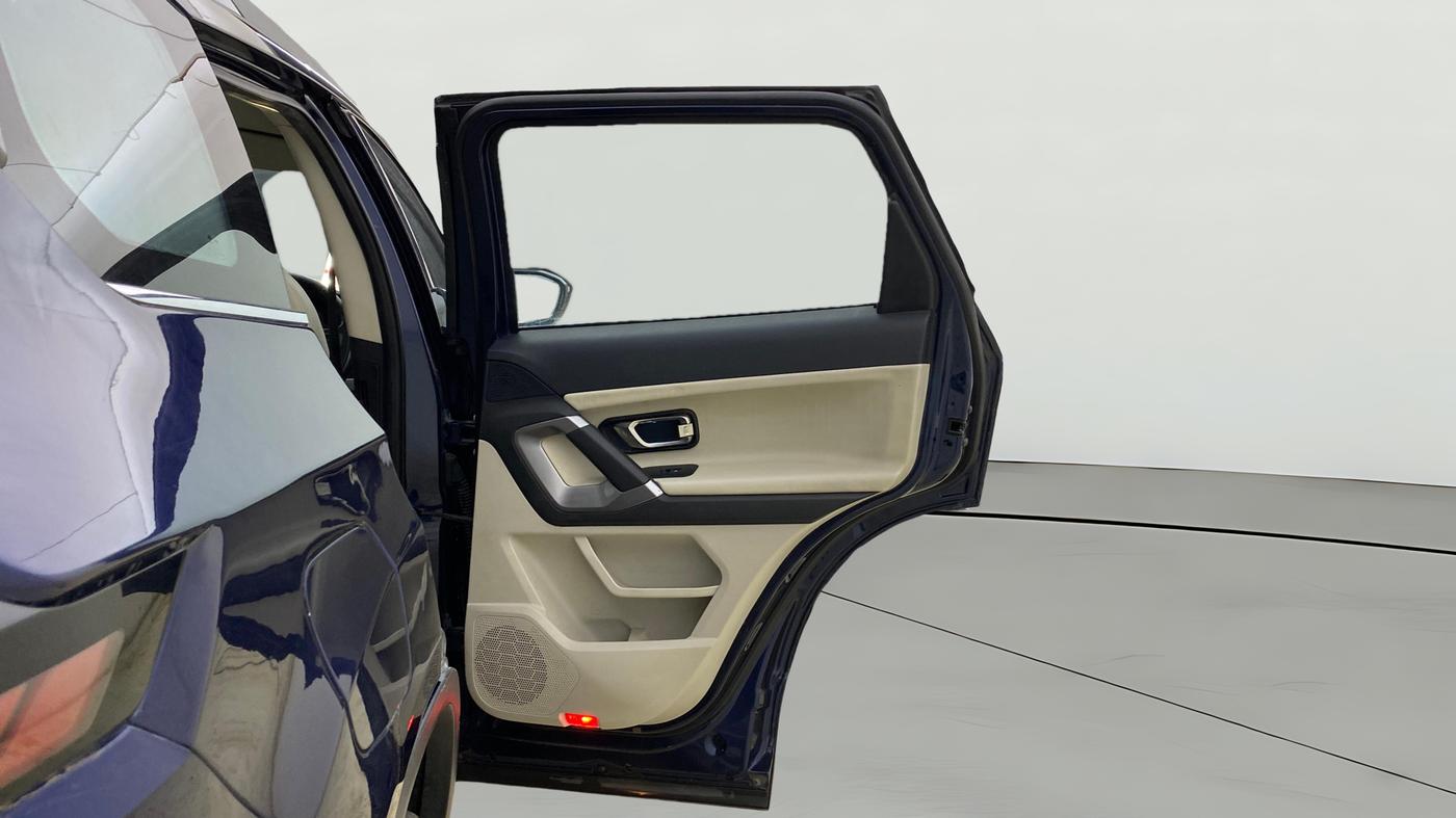 2021 Tata Safari XZA PLUS, Diesel, Automatic, 1,31,793 km, RHS Rear Door