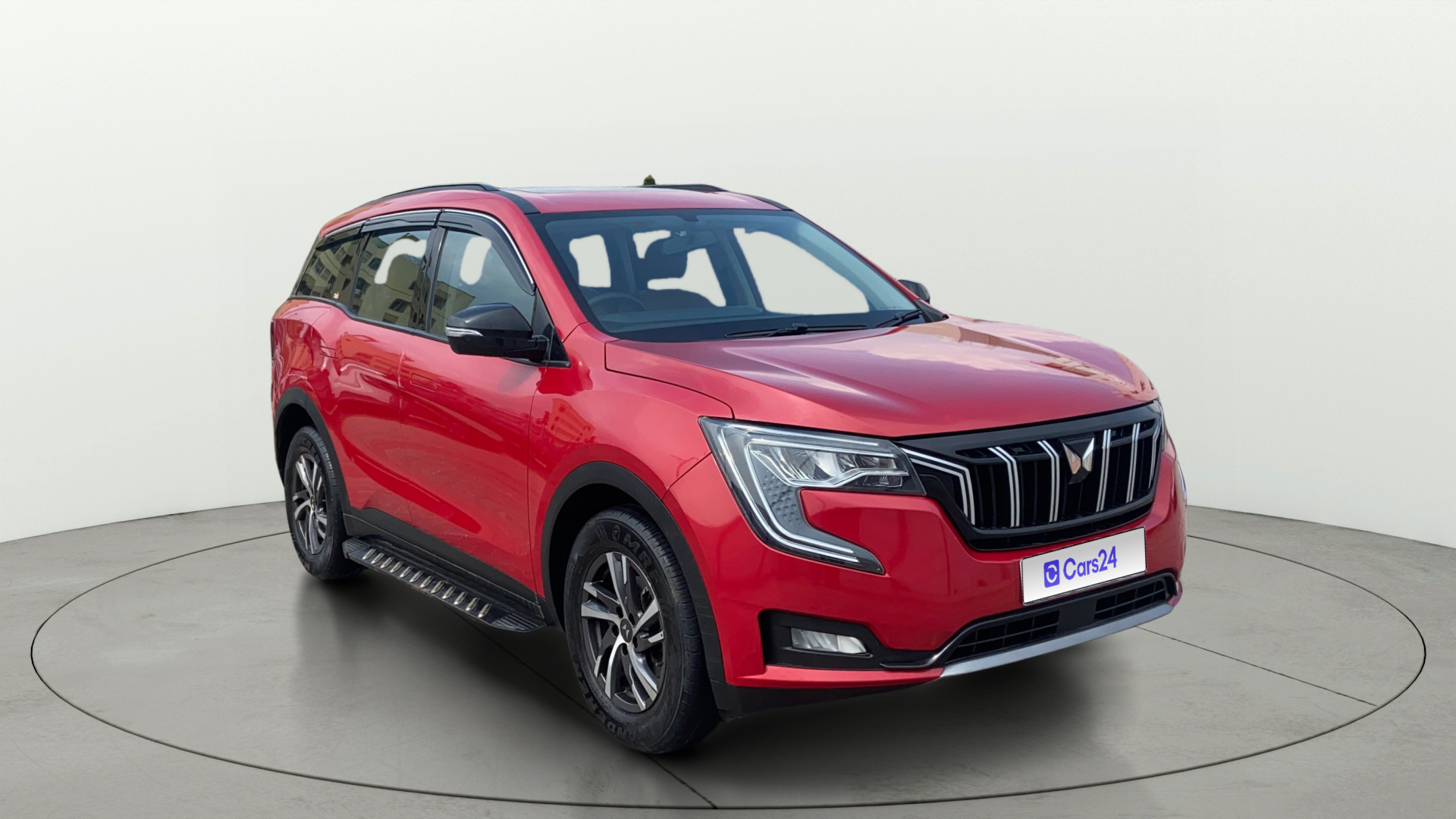 2022 Mahindra XUV700 2021-2026 AX 5 P AT 5 STR