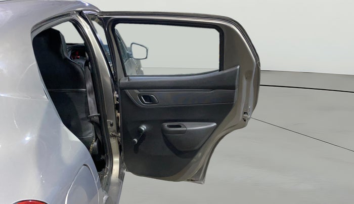 2017 Renault Kwid RXT 1.0 AMT (O), Petrol, Automatic, 36,721 km, RHS Rear Door