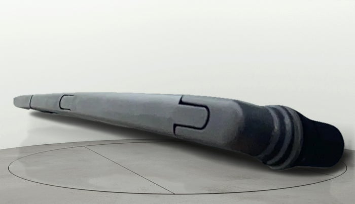 2018 Maruti Vitara Brezza ZDI PLUS AT DUAL TONE, Diesel, Automatic, 1,29,287 km, Rear Wiper