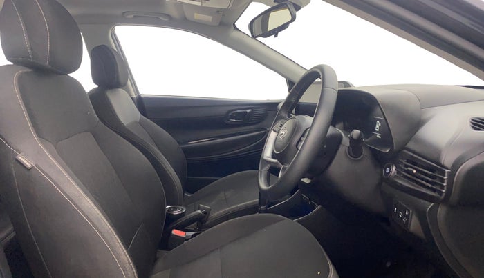 2022 Hyundai NEW I20 ASTA (O) 1.2 AT, Petrol, Automatic, 33,680 km, Right Side Front Door Cabin