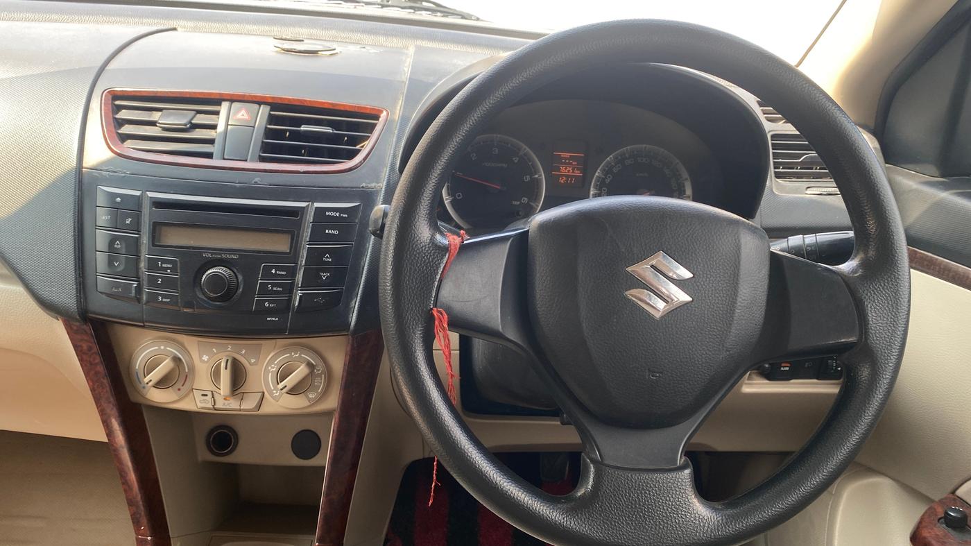 2014 Maruti Swift Dzire VDI, Diesel, Manual, 76,248 km, Steering Wheel Close Up