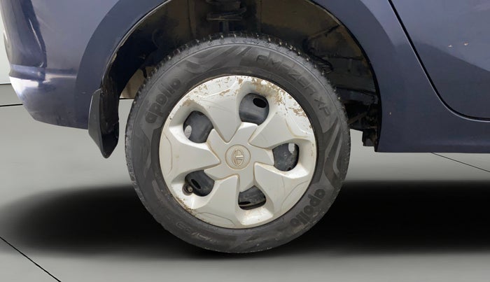 2022 Tata TIGOR XM CNG, CNG, Manual, 65,149 km, Right Rear Wheel