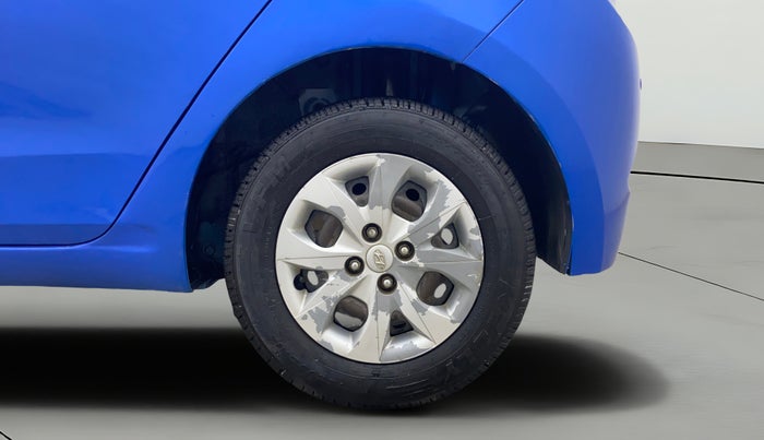 2017 Hyundai Elite i20 SPORTZ 1.2, Petrol, Manual, 54,263 km, Left Rear Wheel